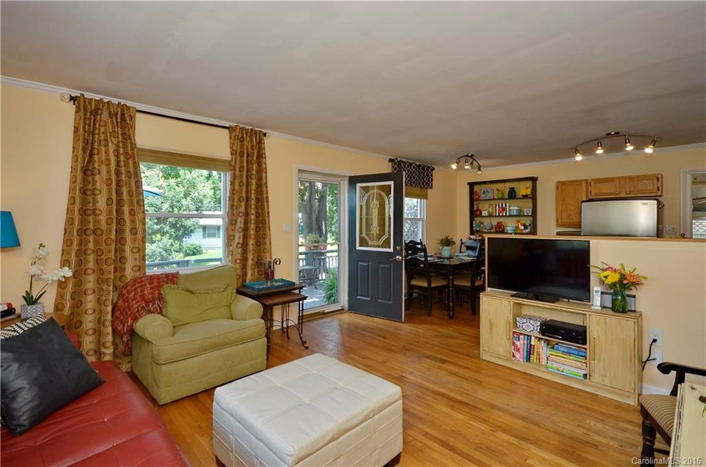 18 Tanglewood Drive - Photo 4