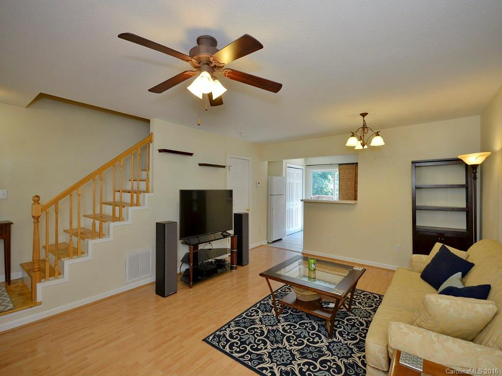 8 Aberdeen Drive #8 - Photo 3