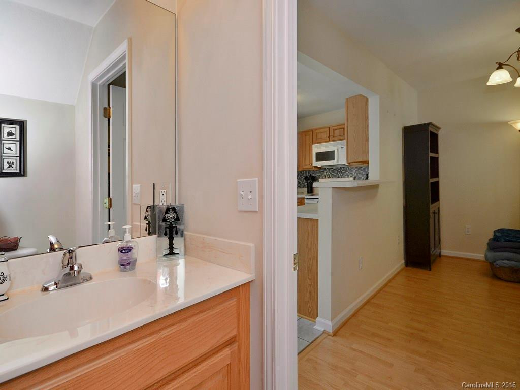 8 Aberdeen Drive #8 - Photo 9