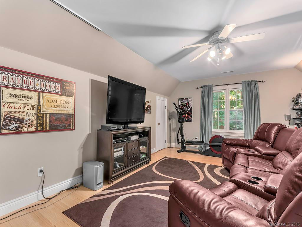 49 Corbran Drive - Photo 7
