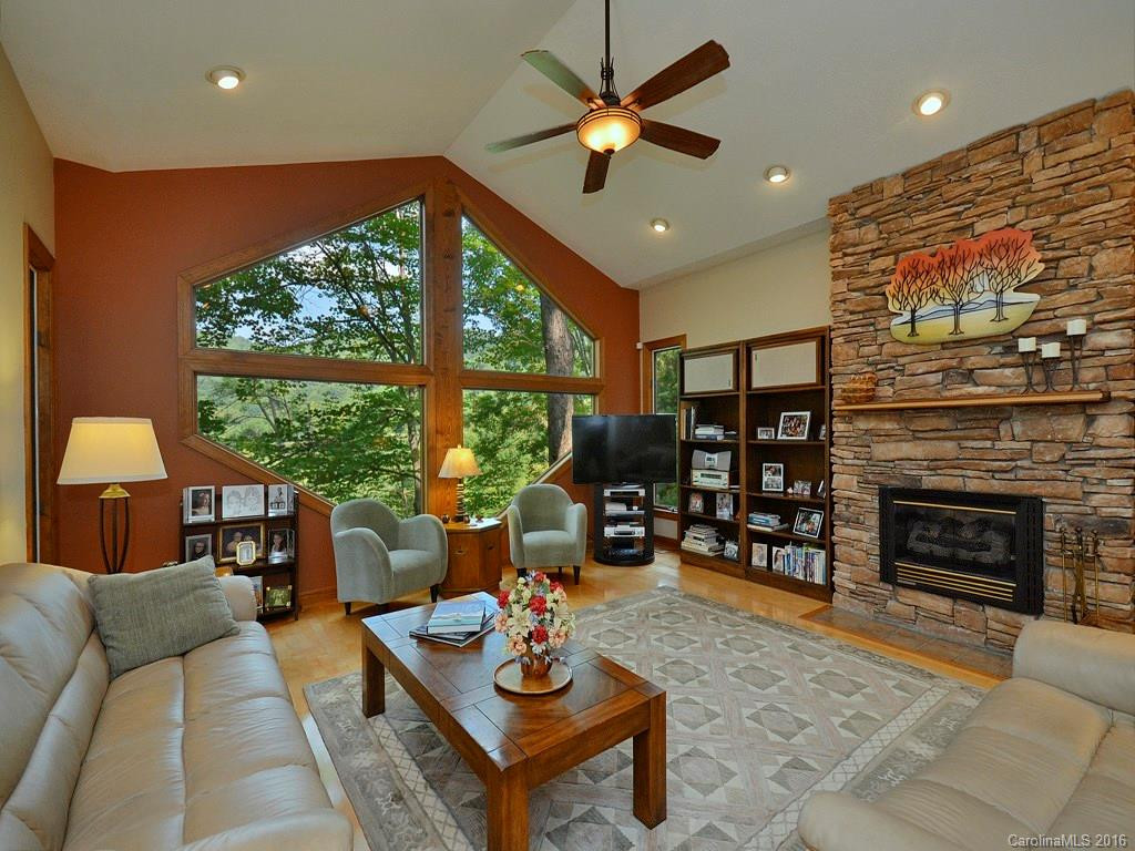 603 Upper Sondley Drive - Photo 2