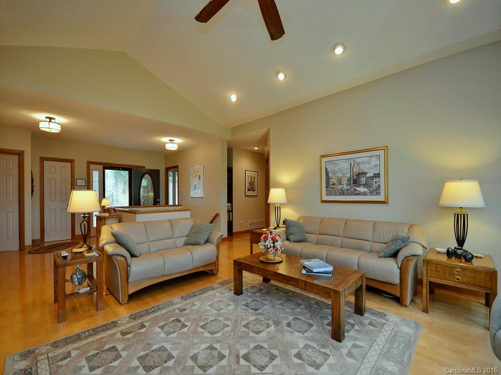 603 Upper Sondley Drive - Photo 4
