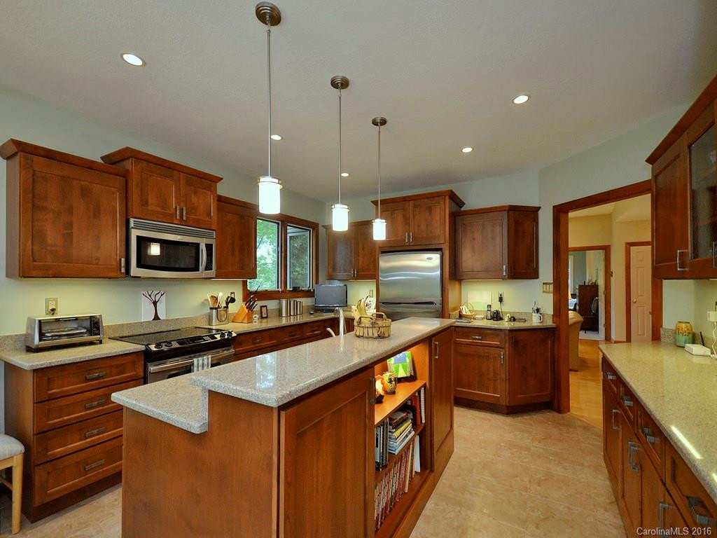 603 Upper Sondley Drive - Photo 6
