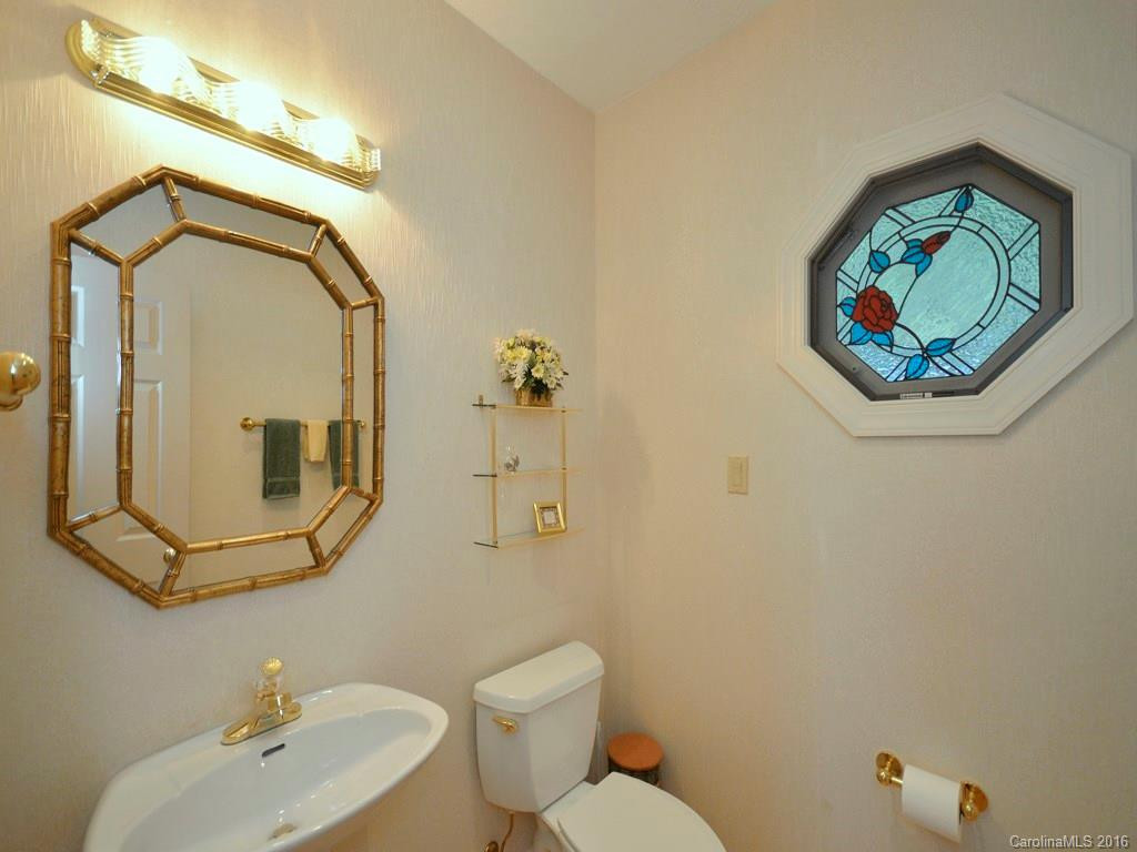 603 Upper Sondley Drive - Photo 10
