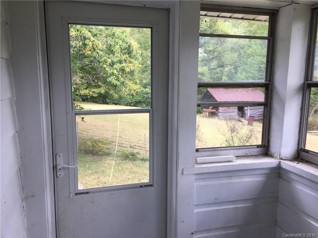 101 Old Mars Hill Highway - Photo 5