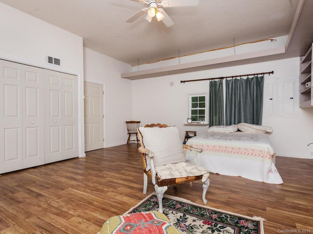 3010 Kanuga Road - Photo 15