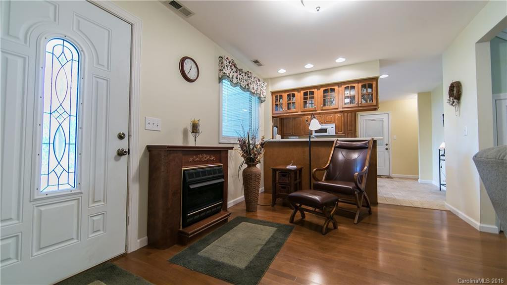 112 Valley View Drive #112 - Photo 5