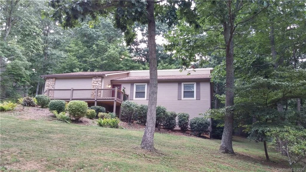 38 Hickory Hills Drive