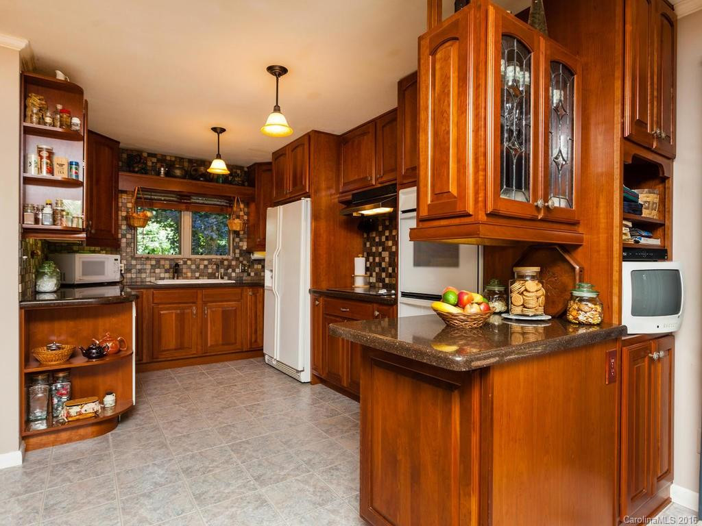 112 Brentwood Drive - Photo 6