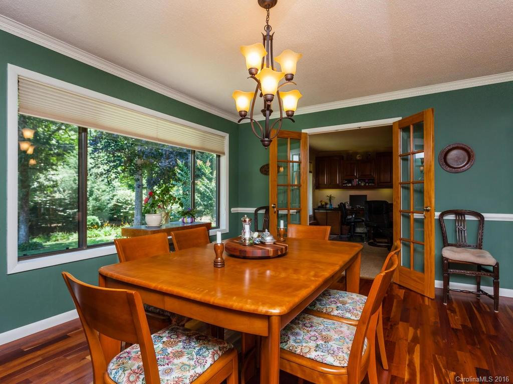 112 Brentwood Drive - Photo 9