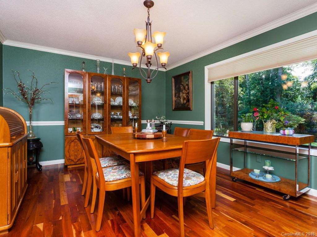 112 Brentwood Drive - Photo 10