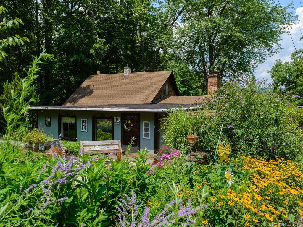 228 Ridgeway Road - Photo 2