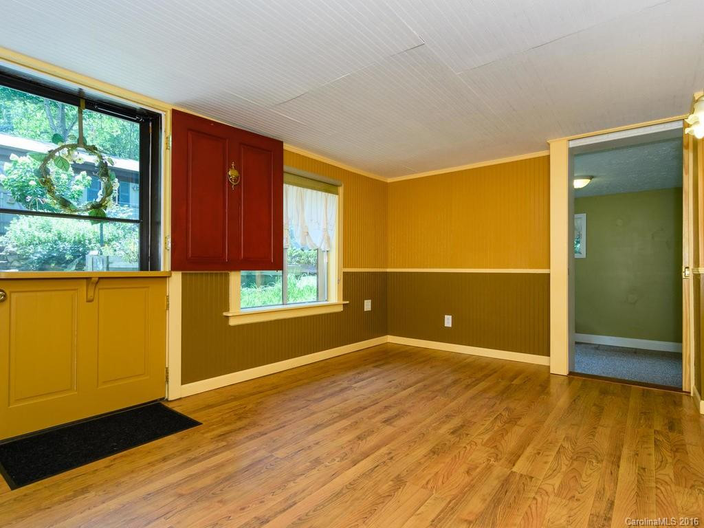 228 Ridgeway Road - Photo 5