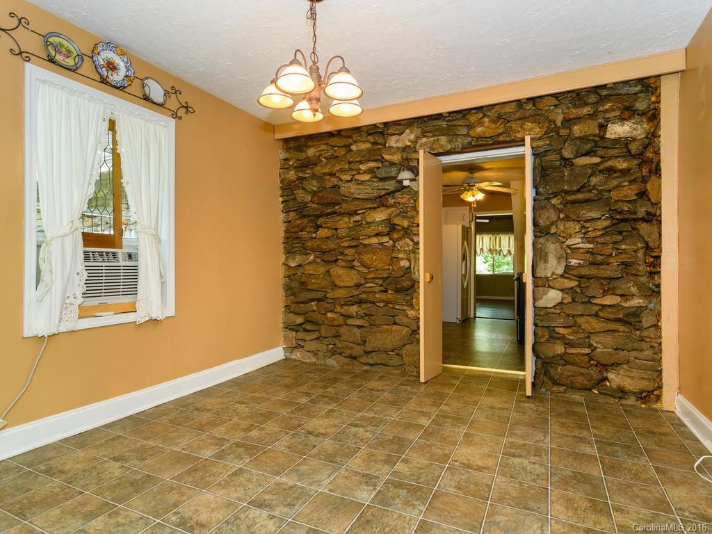 228 Ridgeway Road - Photo 8