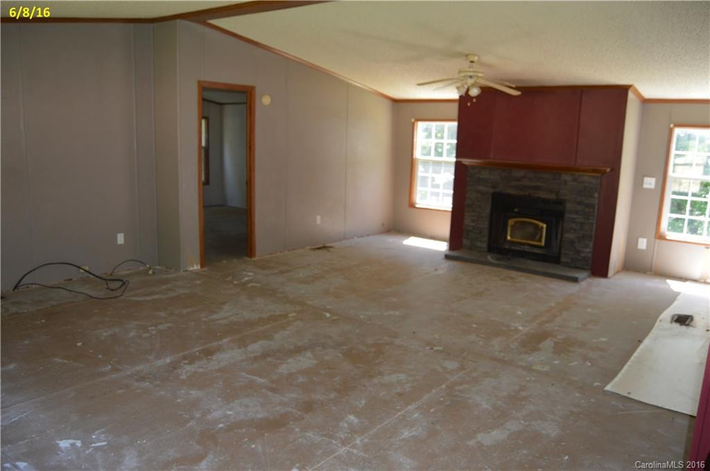 518 Folly Road - Photo 2