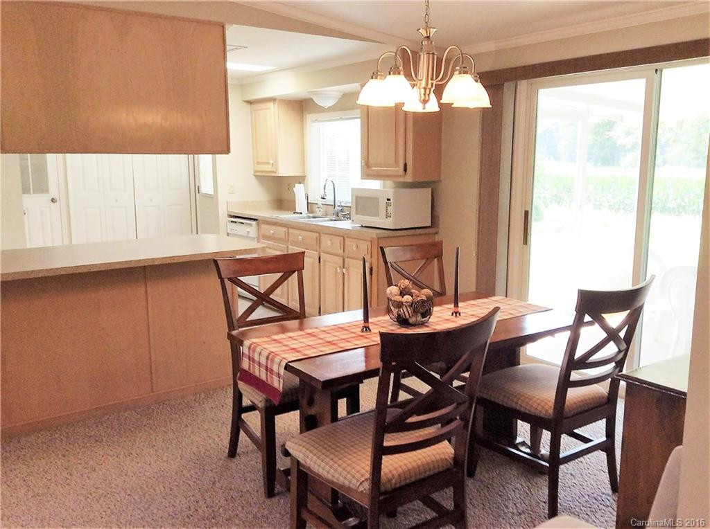 220 Riverwind Drive - Photo 5