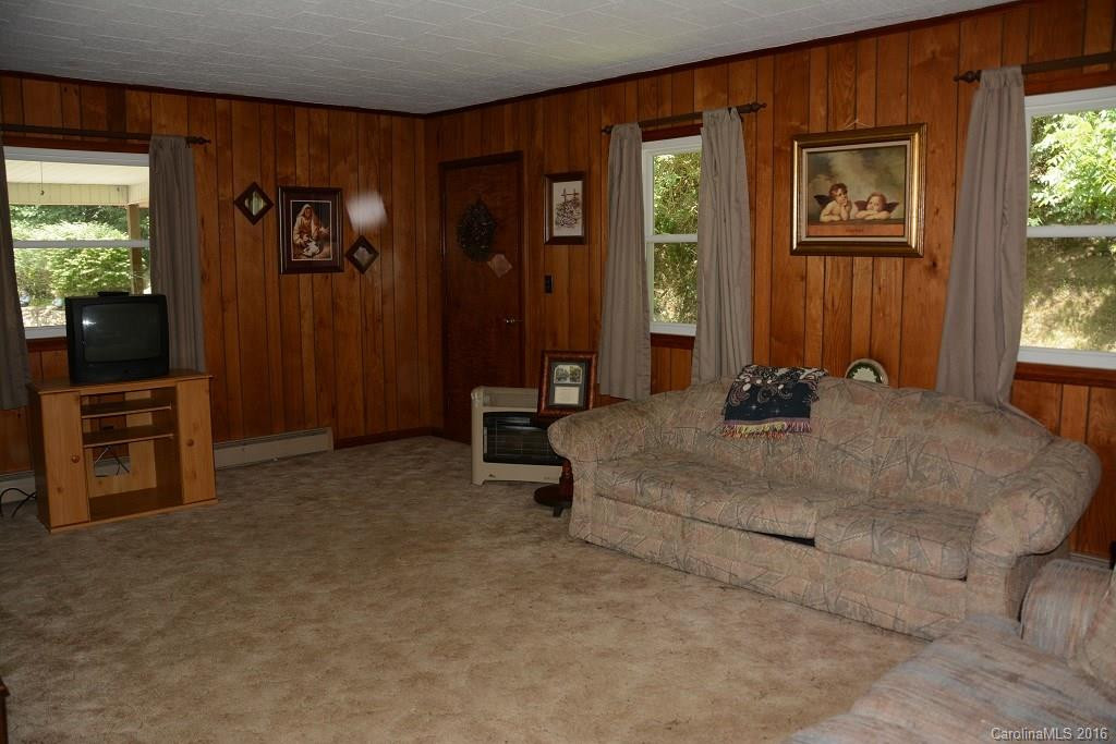 785 Ivy River Road - Photo 8