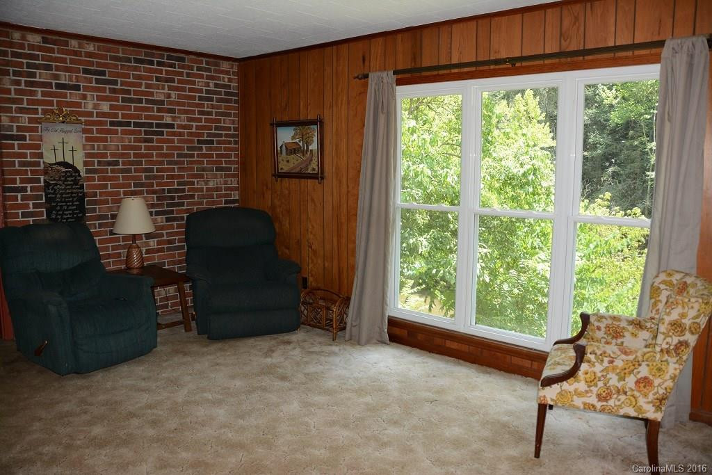 785 Ivy River Road - Photo 10