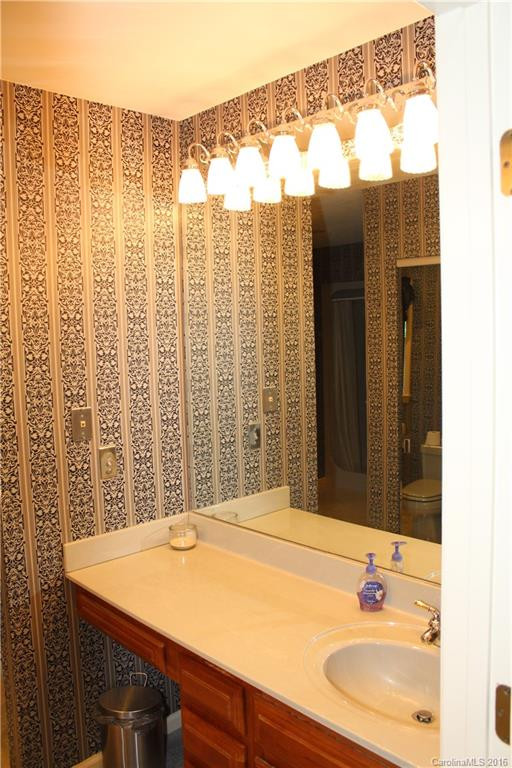 461 Davenport Road - Photo 15