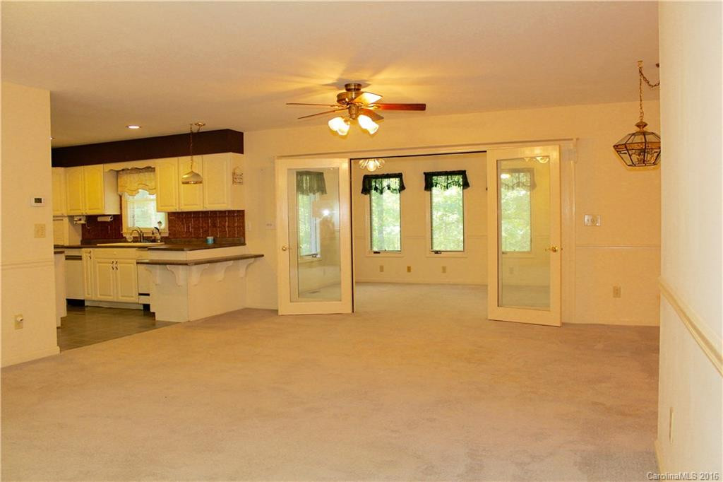 461 Davenport Road - Photo 8