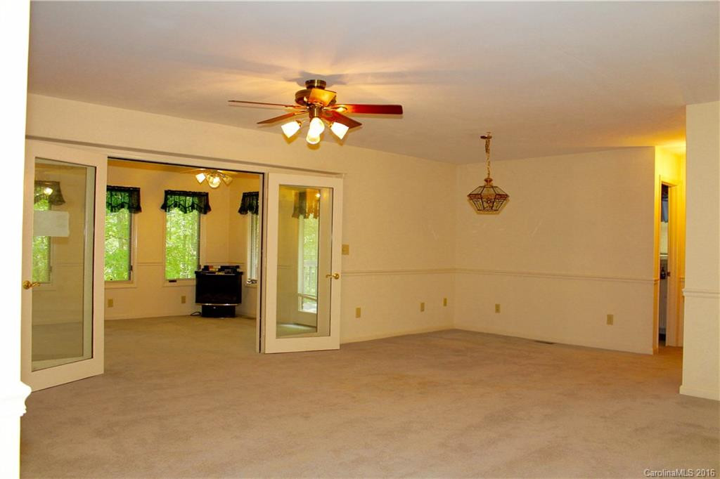 461 Davenport Road - Photo 9