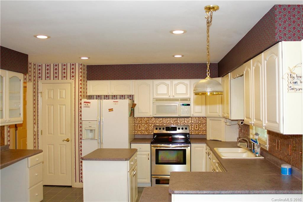 461 Davenport Road - Photo 10