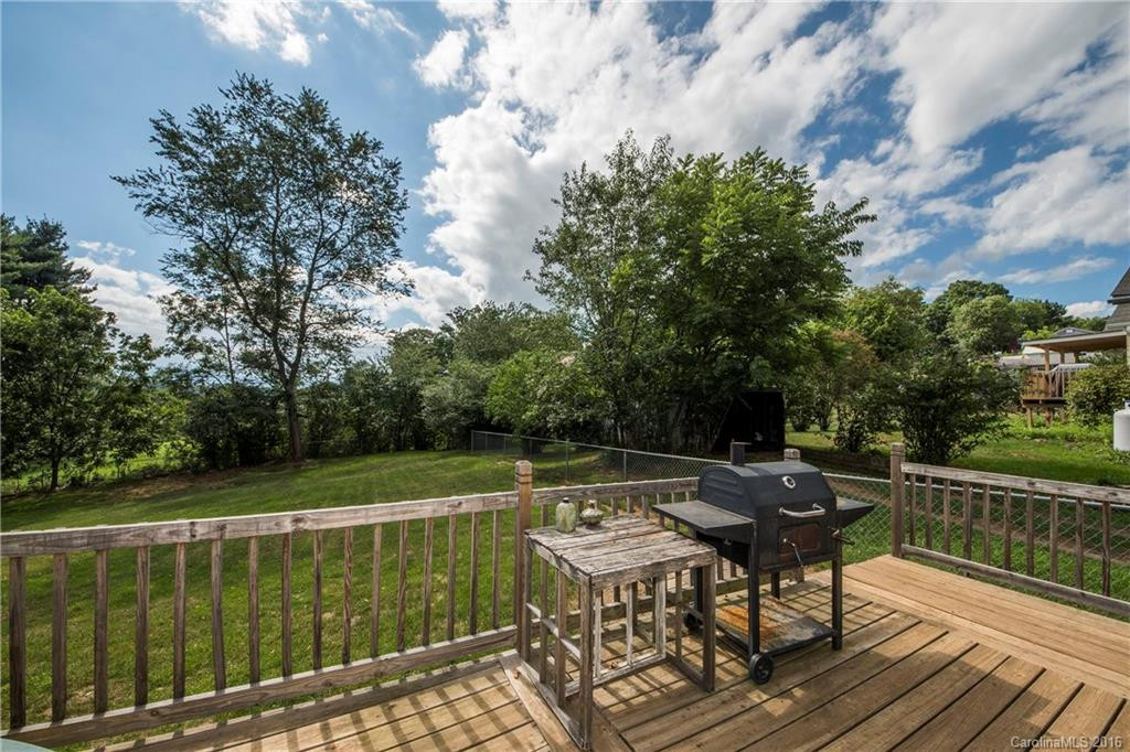141 Dewey Avenue - Photo 13