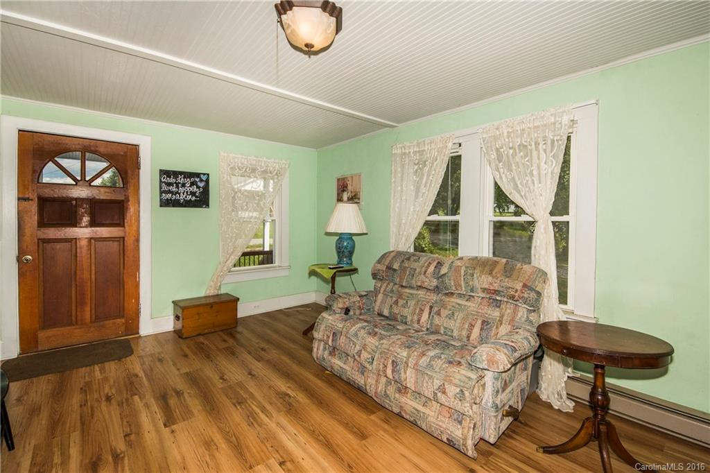 141 Dewey Avenue - Photo 7