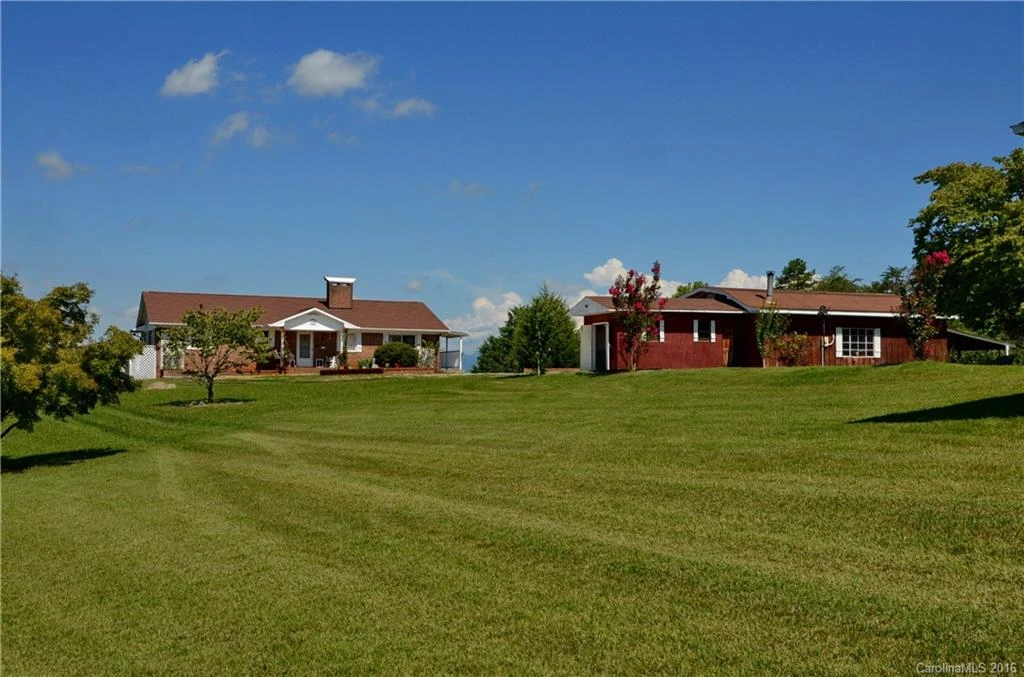 102 Mayfield Lane
