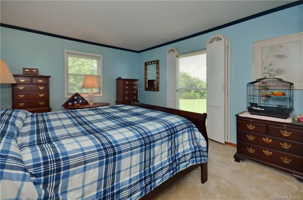 102 Mayfield Lane - Photo 9
