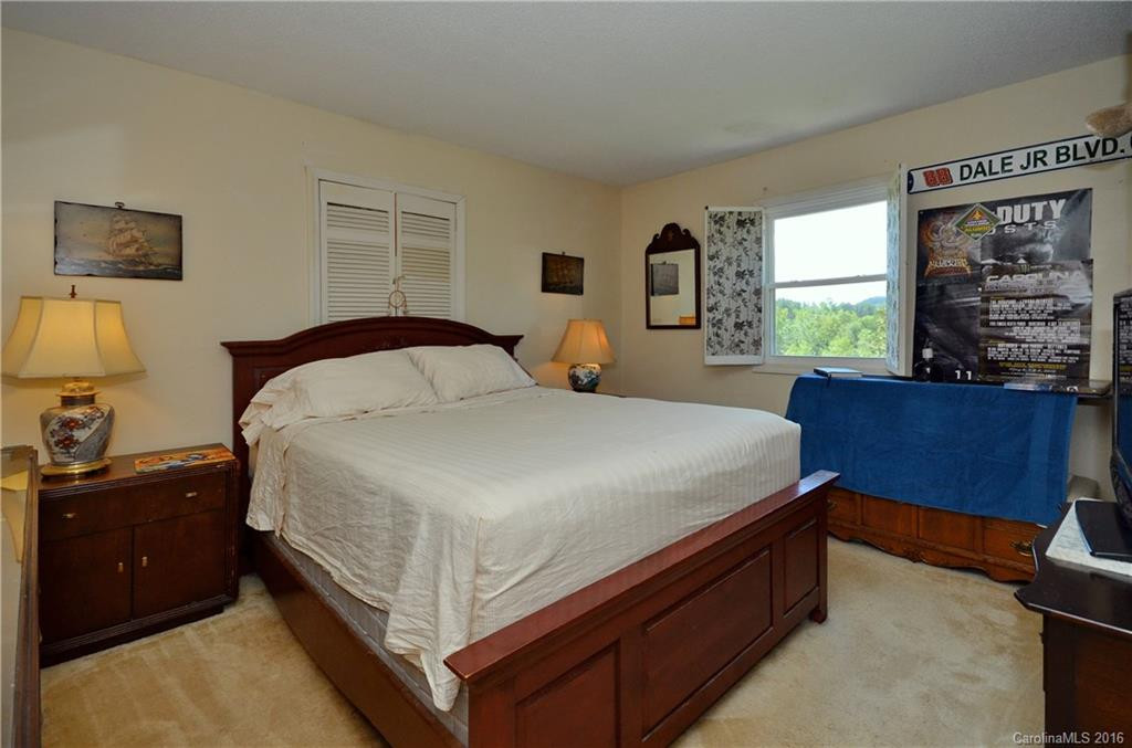 102 Mayfield Lane - Photo 10