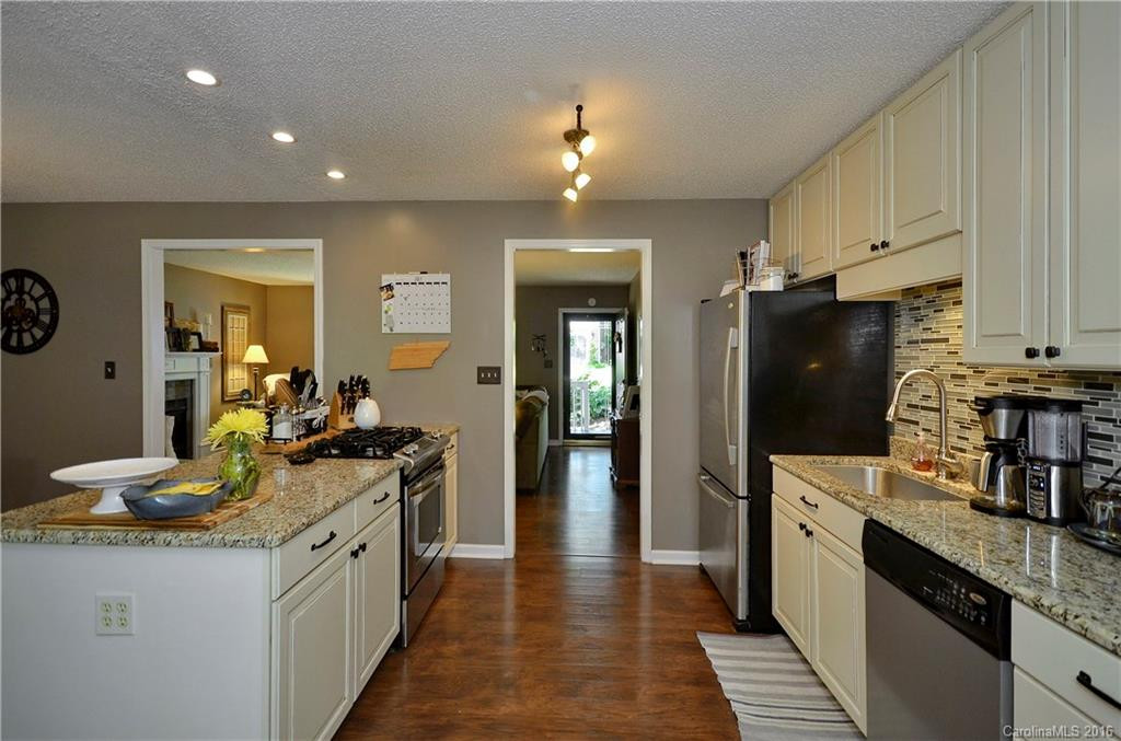 26 Foxberry Drive - Photo 13