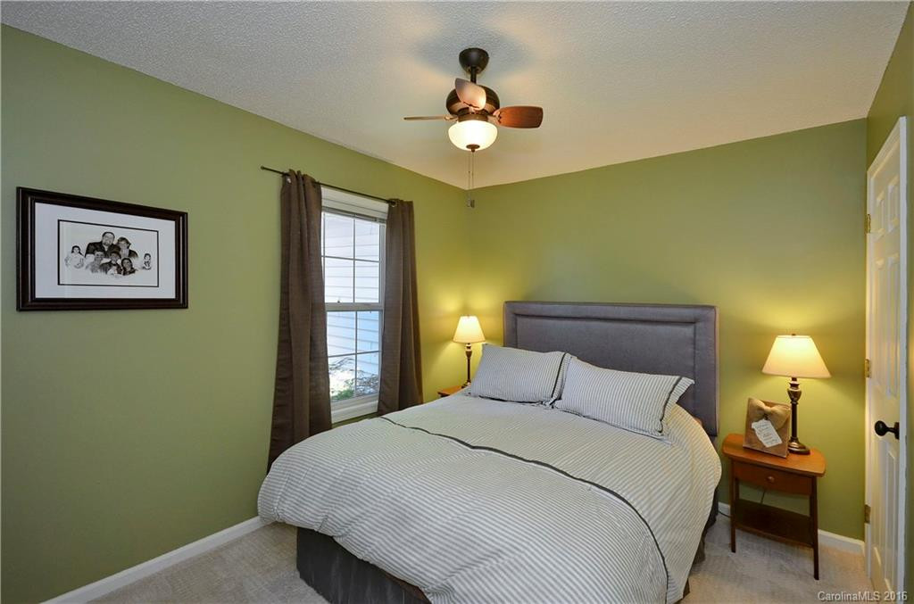 26 Foxberry Drive - Photo 17