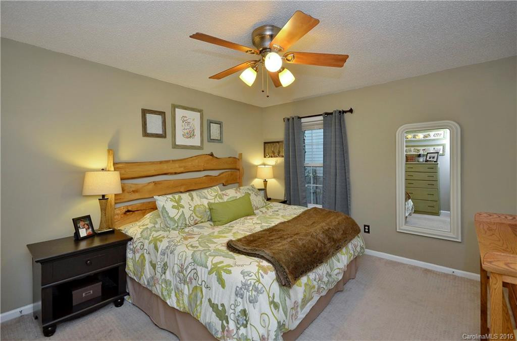 26 Foxberry Drive - Photo 19