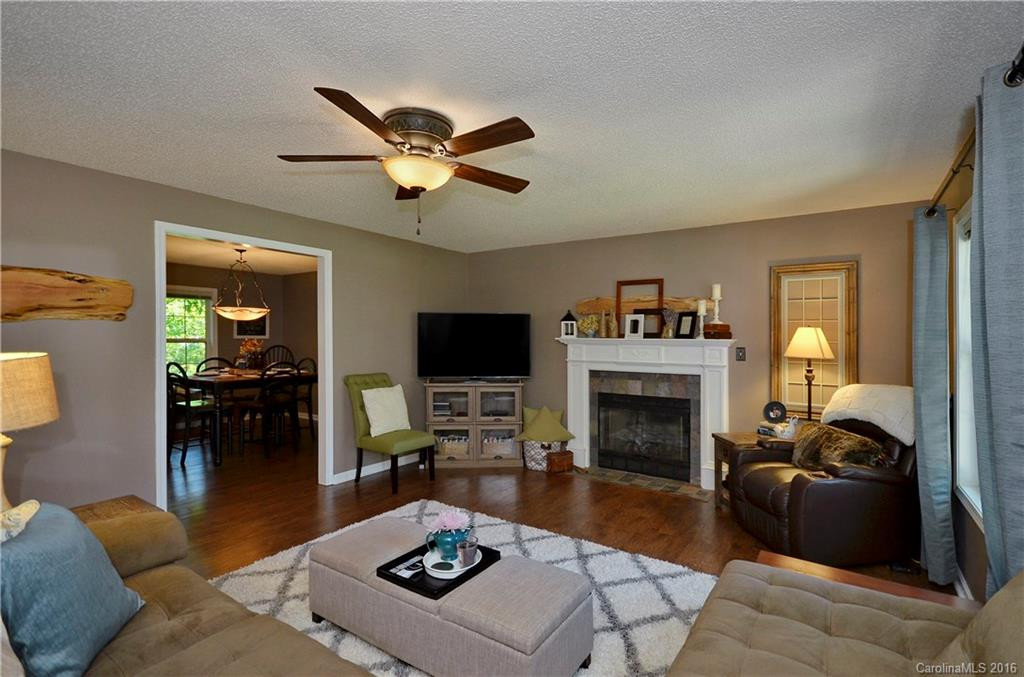 26 Foxberry Drive - Photo 4