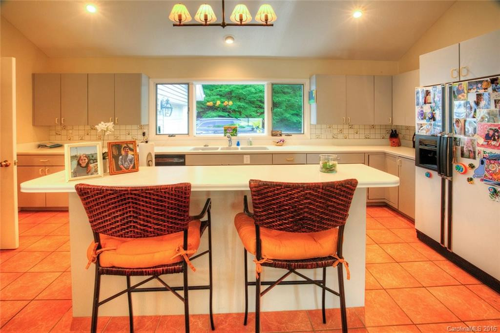 270 Campbell Drive - Photo 7