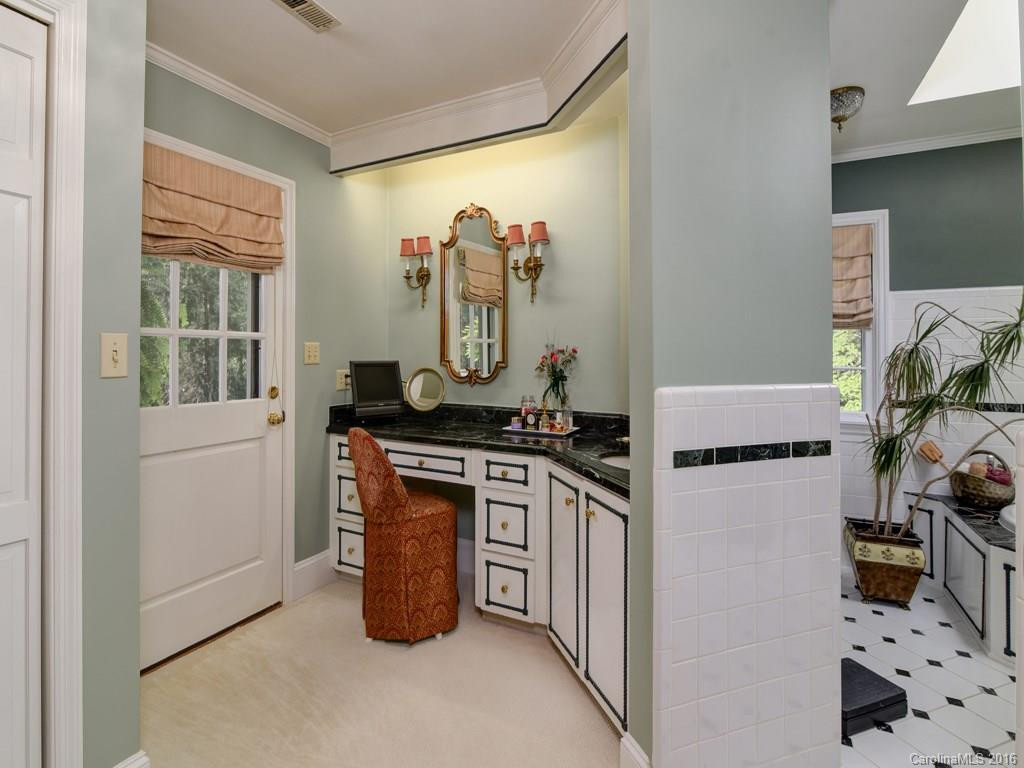 50 Hilltop Road - Photo 15
