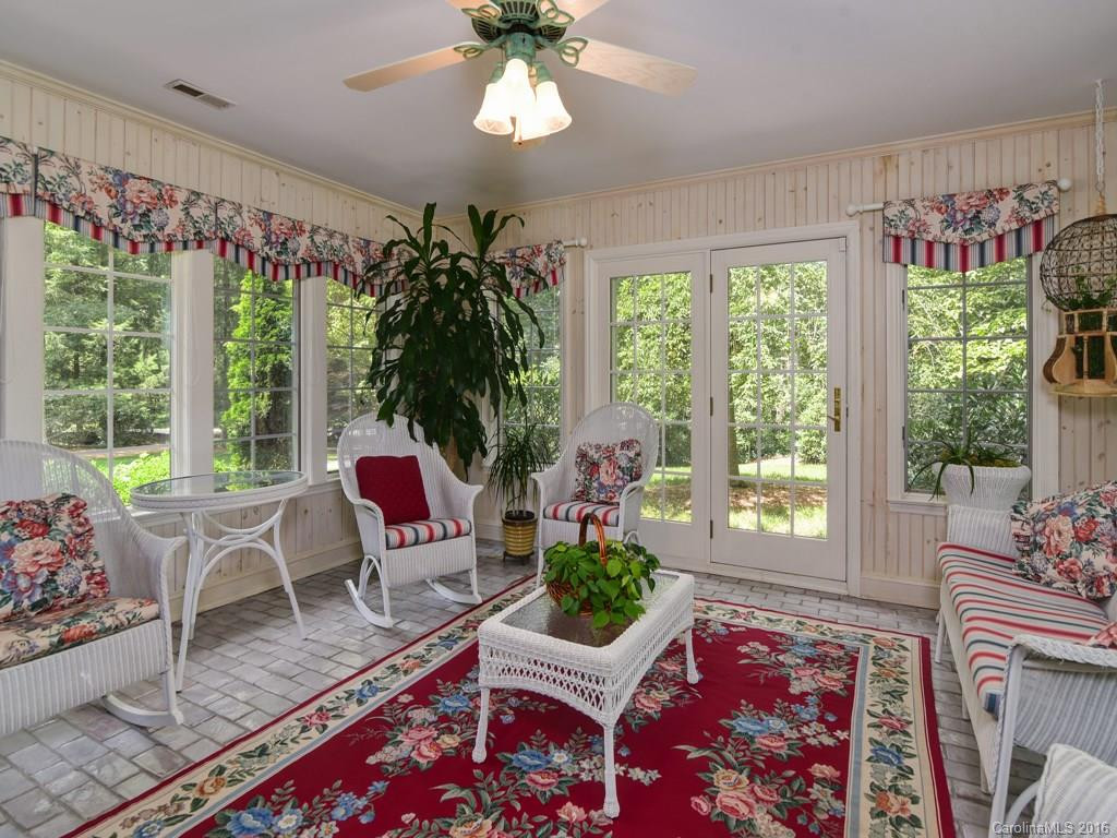 50 Hilltop Road - Photo 4