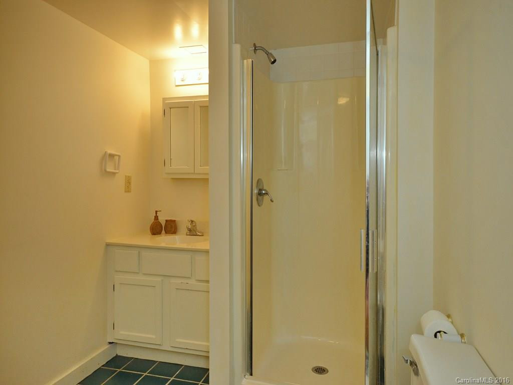 36 Griffing Circle - Photo 20