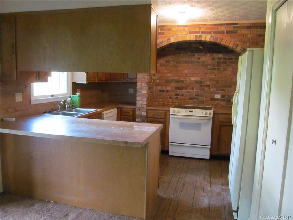 552 Gurley Road - Photo 7