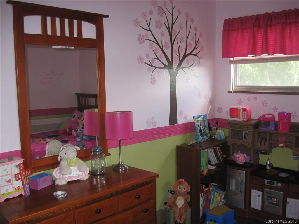 120 Ford Street - Photo 12