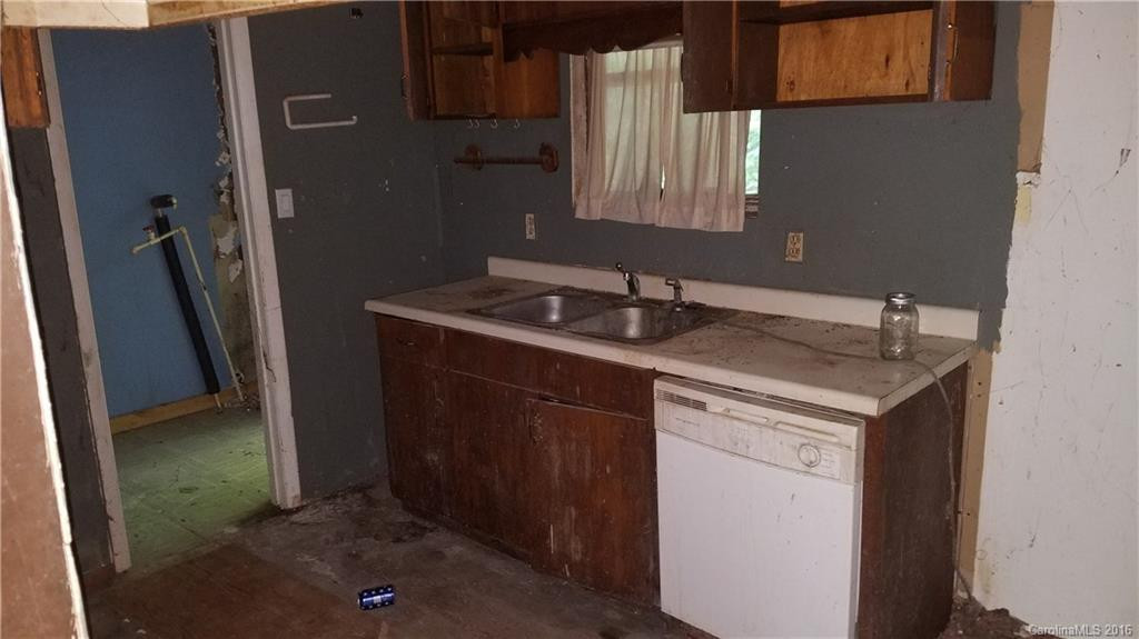 207 Moody Cove Road - Photo 4
