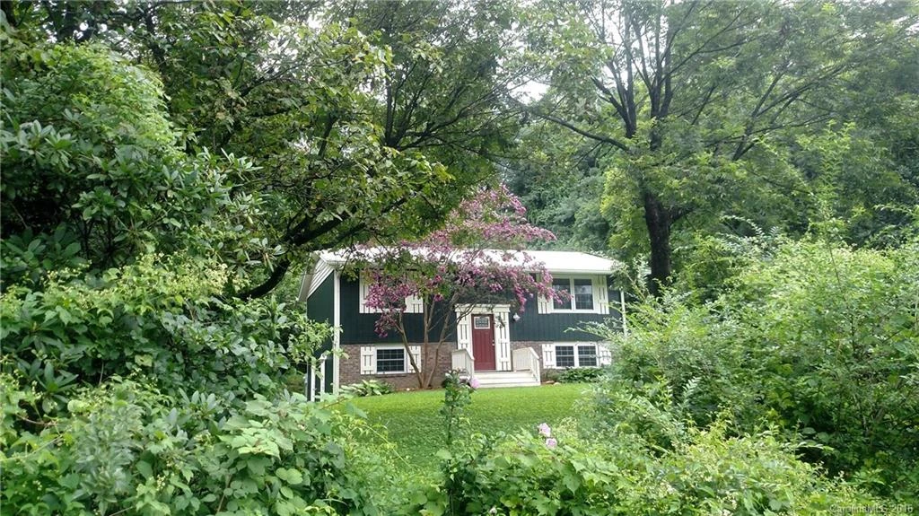 10 Ridgeway Drive