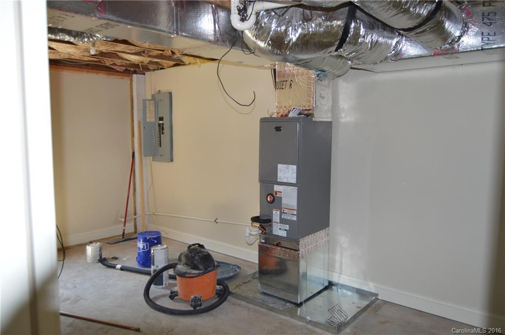 10 Ridgeway Drive - Photo 13