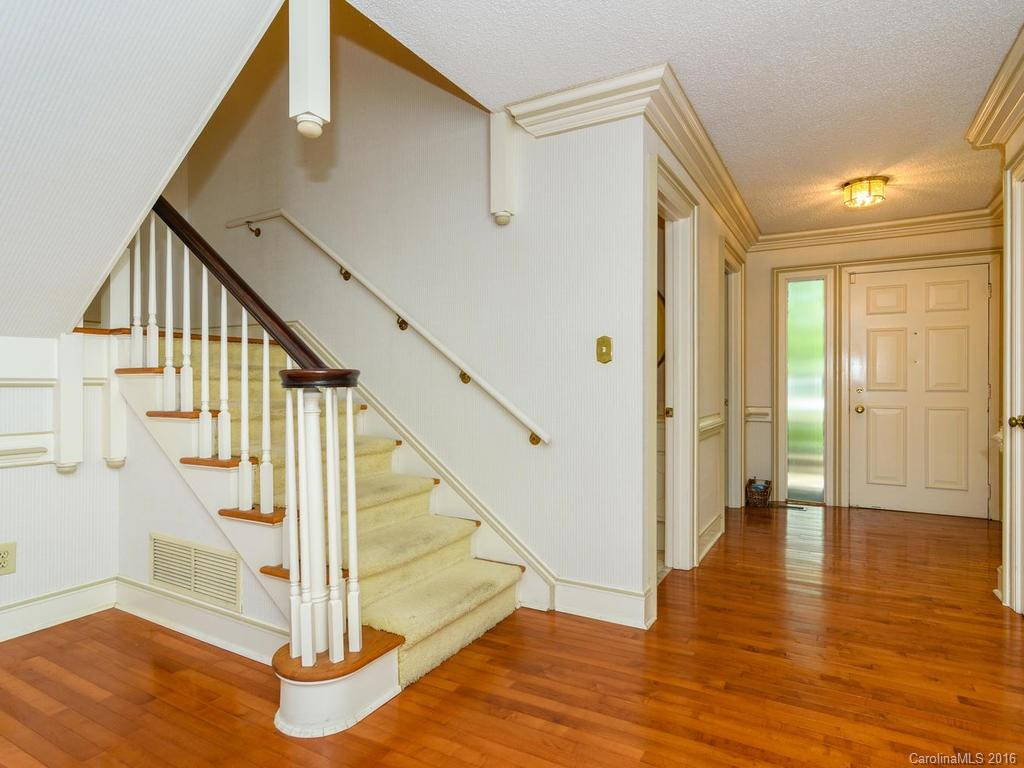 543 Crowfields Lane #543 - Photo 3