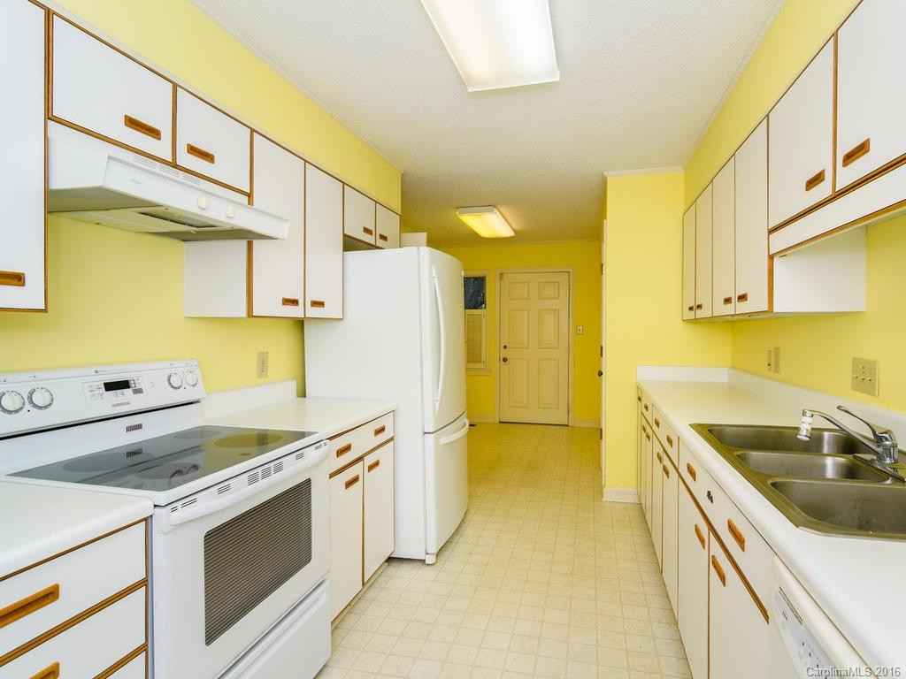 543 Crowfields Lane #543 - Photo 9