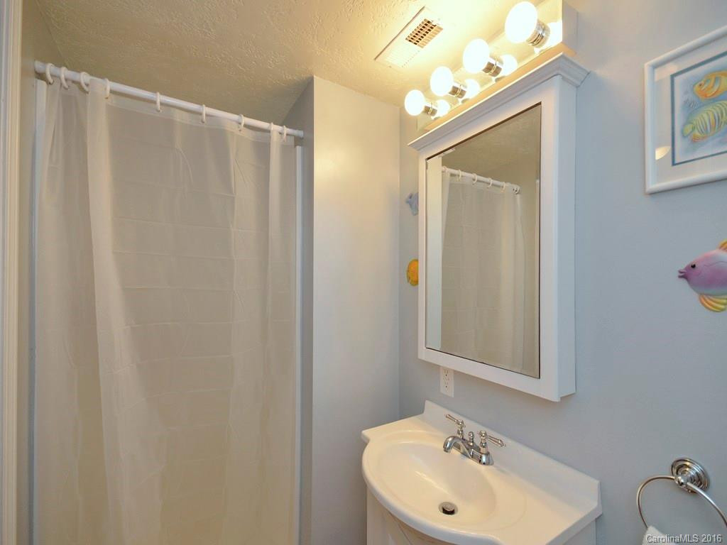 70 Juno Drive - Photo 14