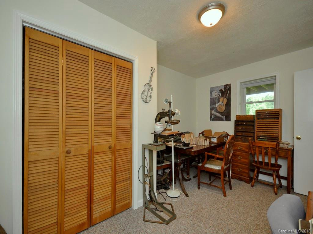 70 Juno Drive - Photo 15