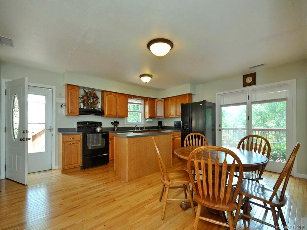 70 Juno Drive - Photo 4