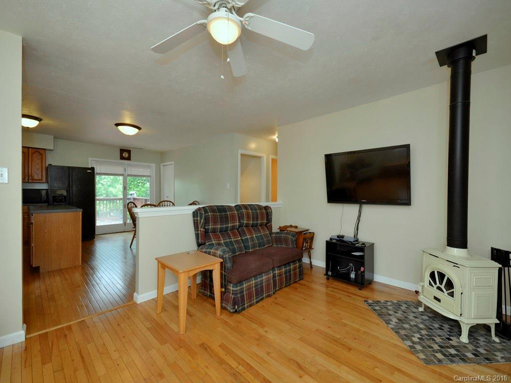 70 Juno Drive - Photo 6